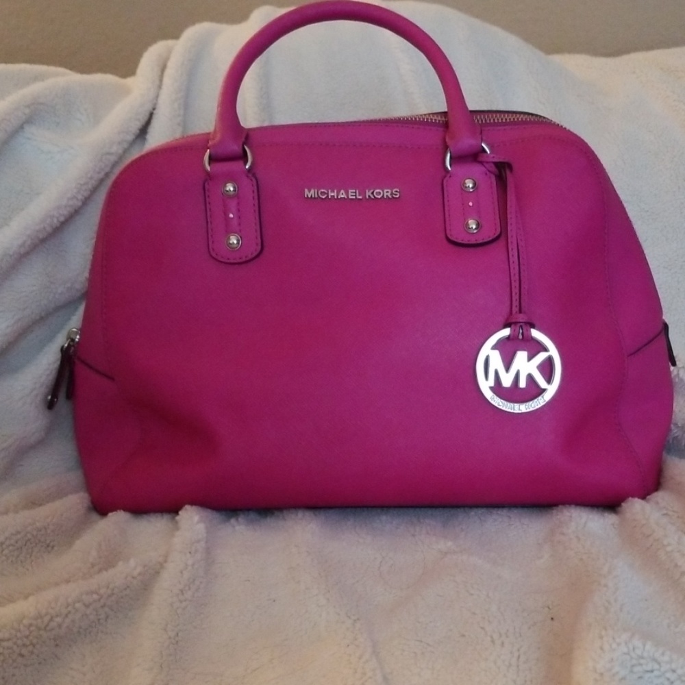 🎀🎀Michael Kors Hot Pink Purse